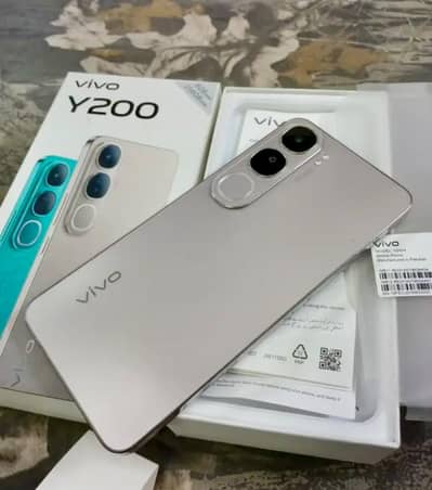 Vivo Y200 Complete Box
