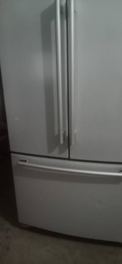 LG Refrigerator & Freezer for Sale