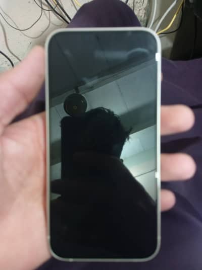 Apple iPhone 13