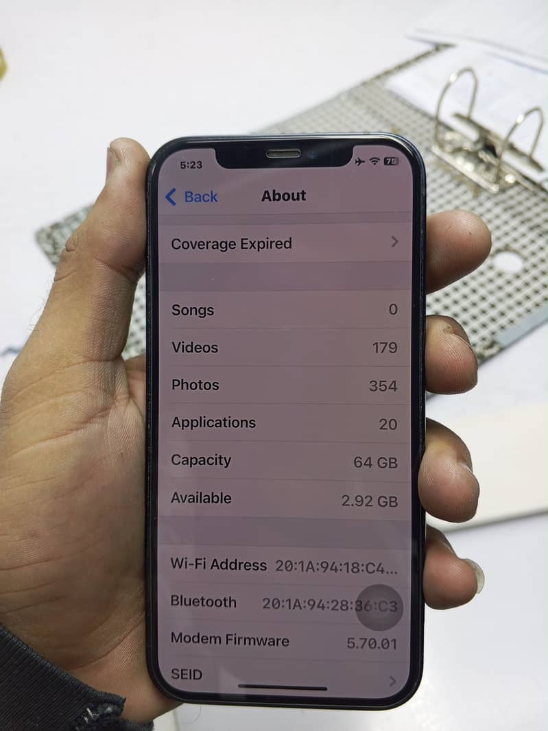 Apple iPhone 12 1