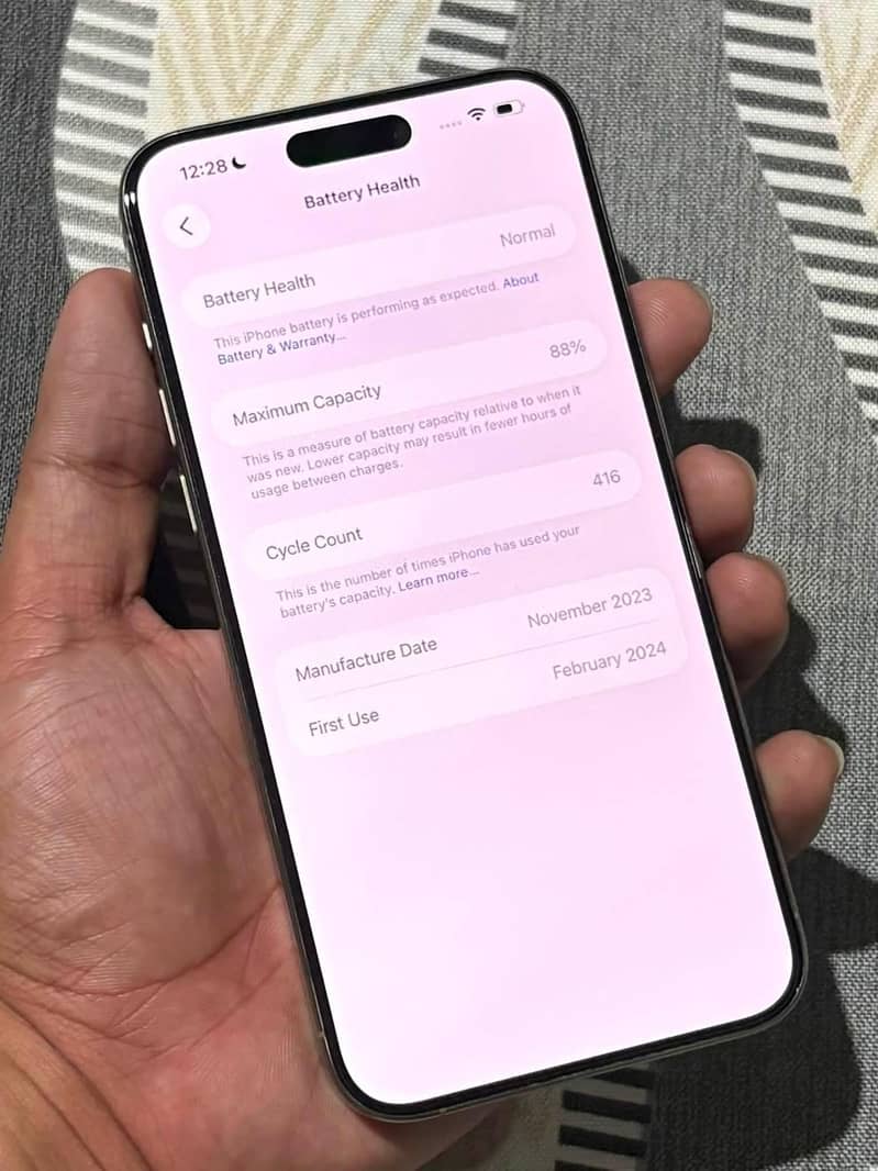 Apple iPhone 15 Pro Max 5