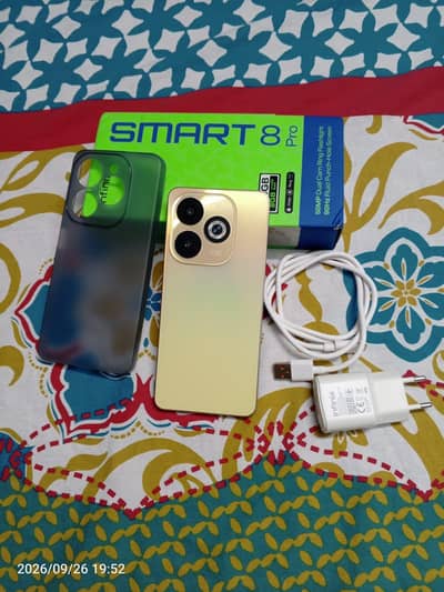 Infinix Smart 8 Pro 128 GB 4GB Ram all ok phone