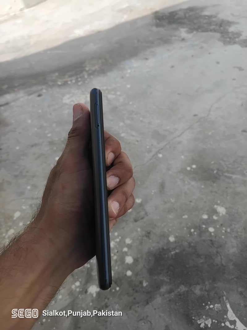 Tecno spark 7 6