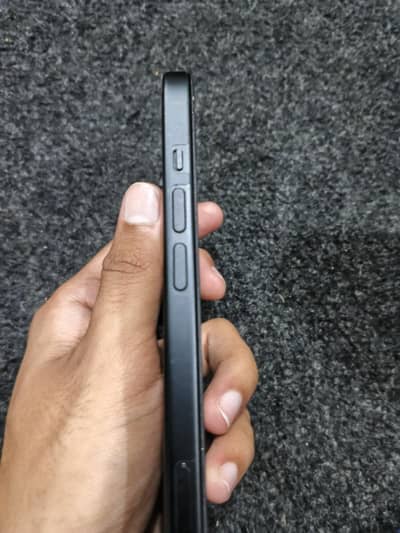 Apple iPhone 15