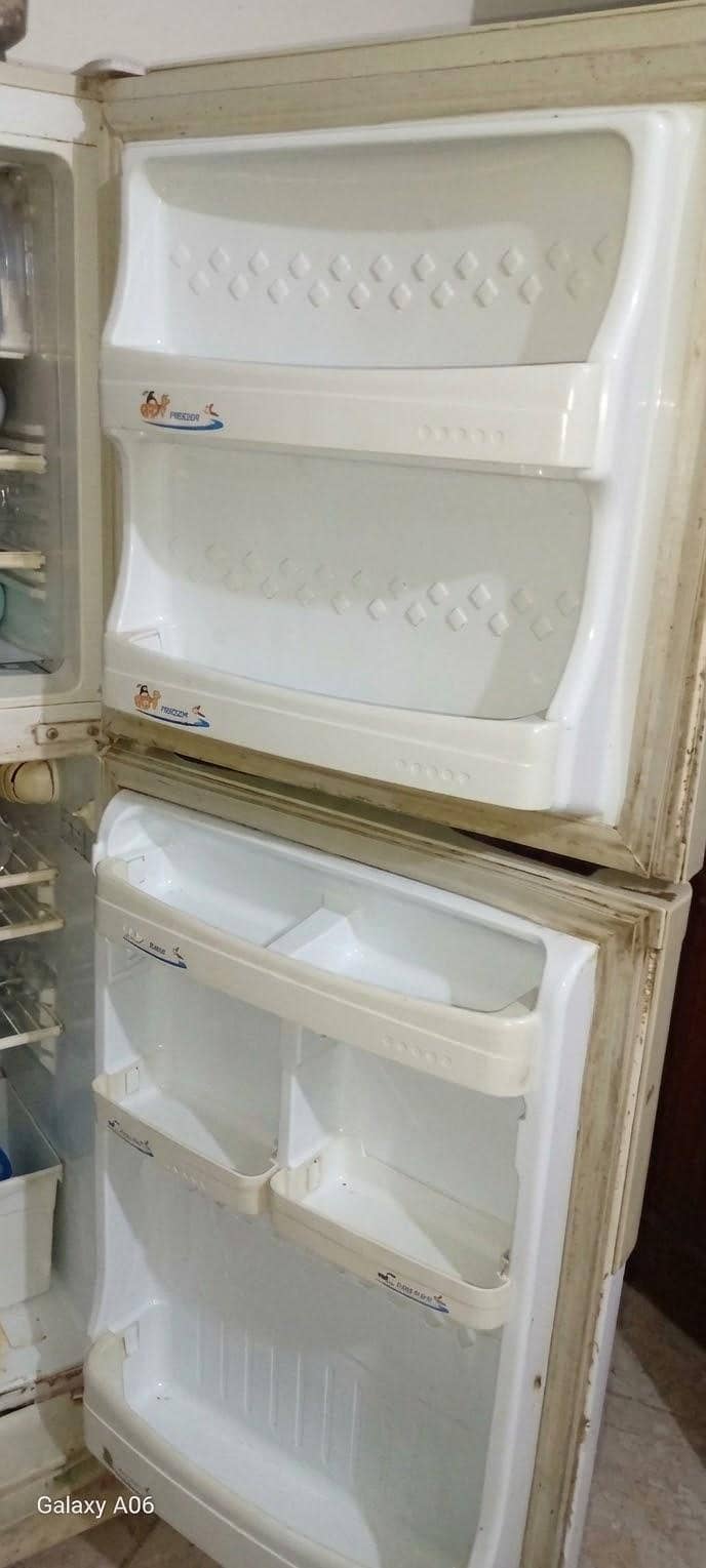 old fridge 1