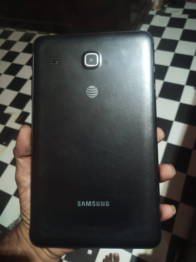 Samsung Galaxy Tab E 0