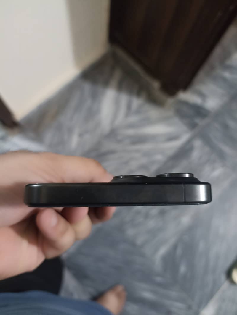 Apple iPhone 15 Pro Max 1