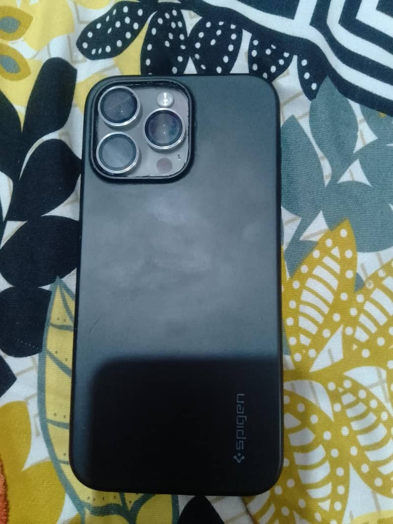 Apple iPhone 15 Pro Max 1