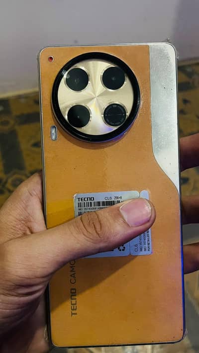 Tecno CAMON 30