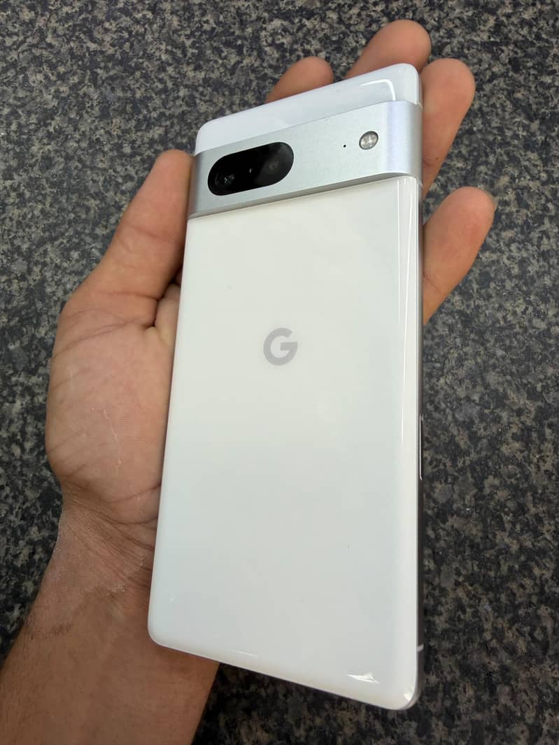 Google Pixel 7 5