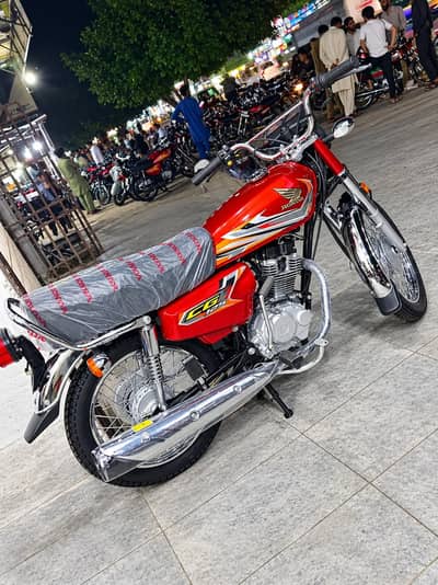 Honda CG 125 27 model zero meterr