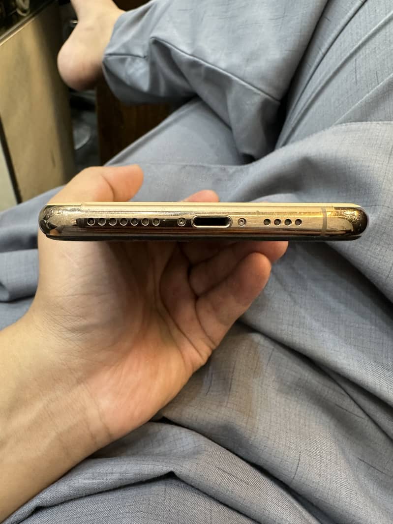 Apple iPhone 11Pro Max 3