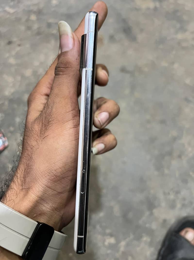 Google Pixel 7 Pro 4