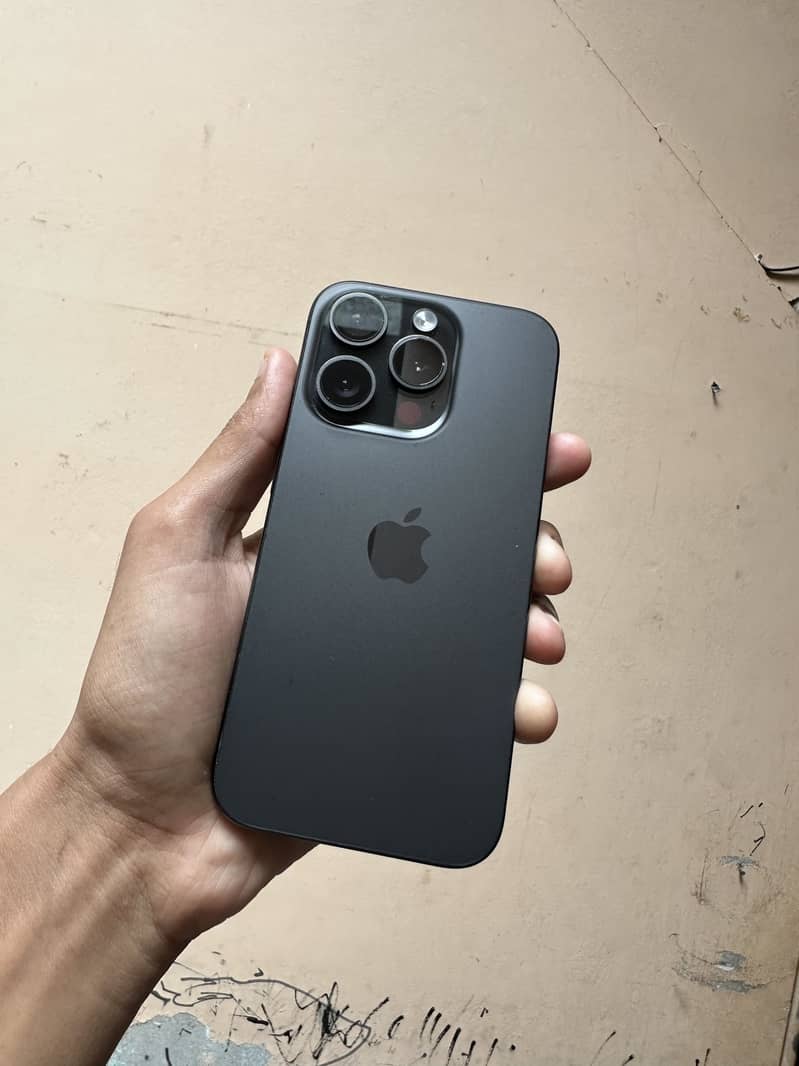 Apple iPhone 15 Pro Jv 3