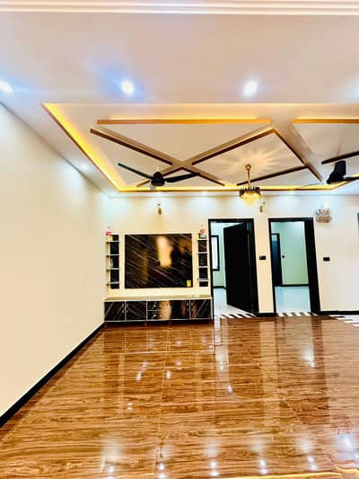 5 Marla Luxury House Available For Rent In Park View City Lahore