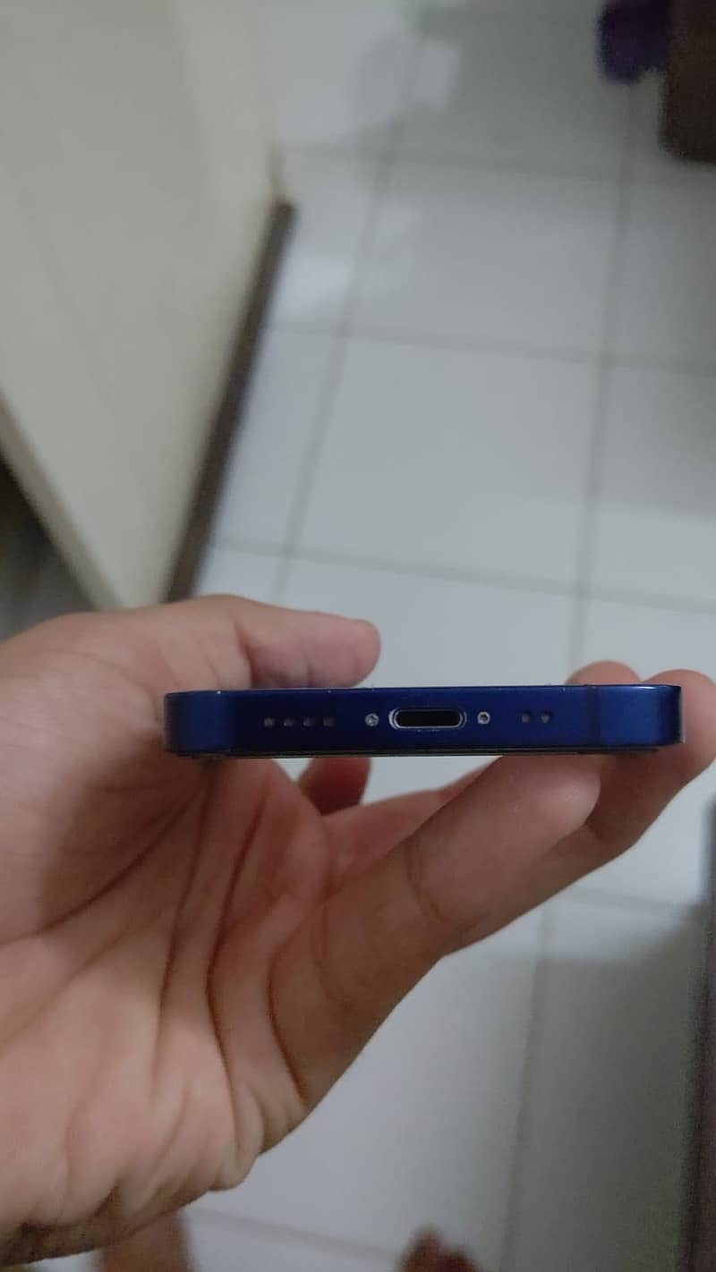 Apple iPhone 12 mini 2