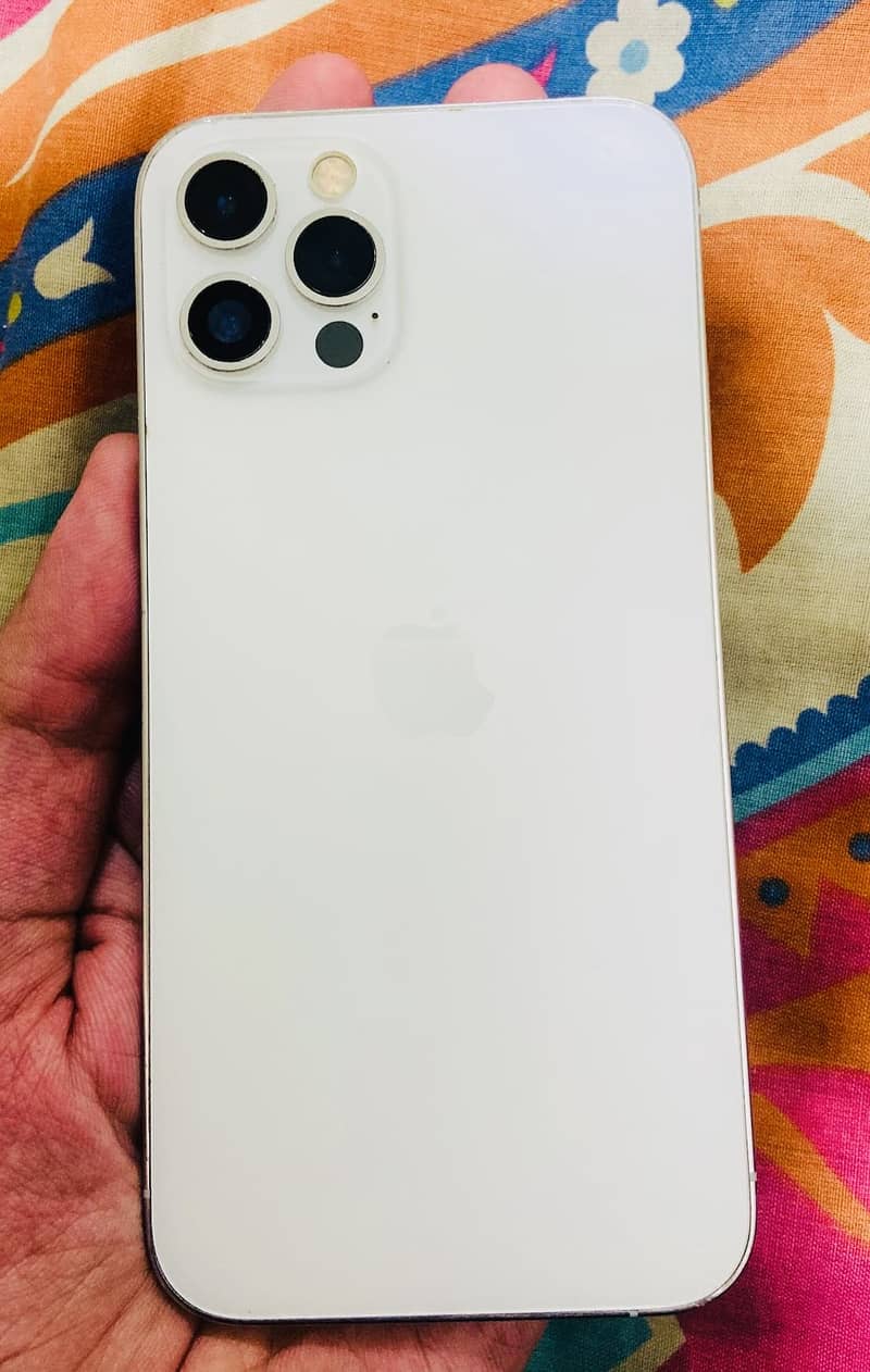 Apple iPhone 12 Pro 1