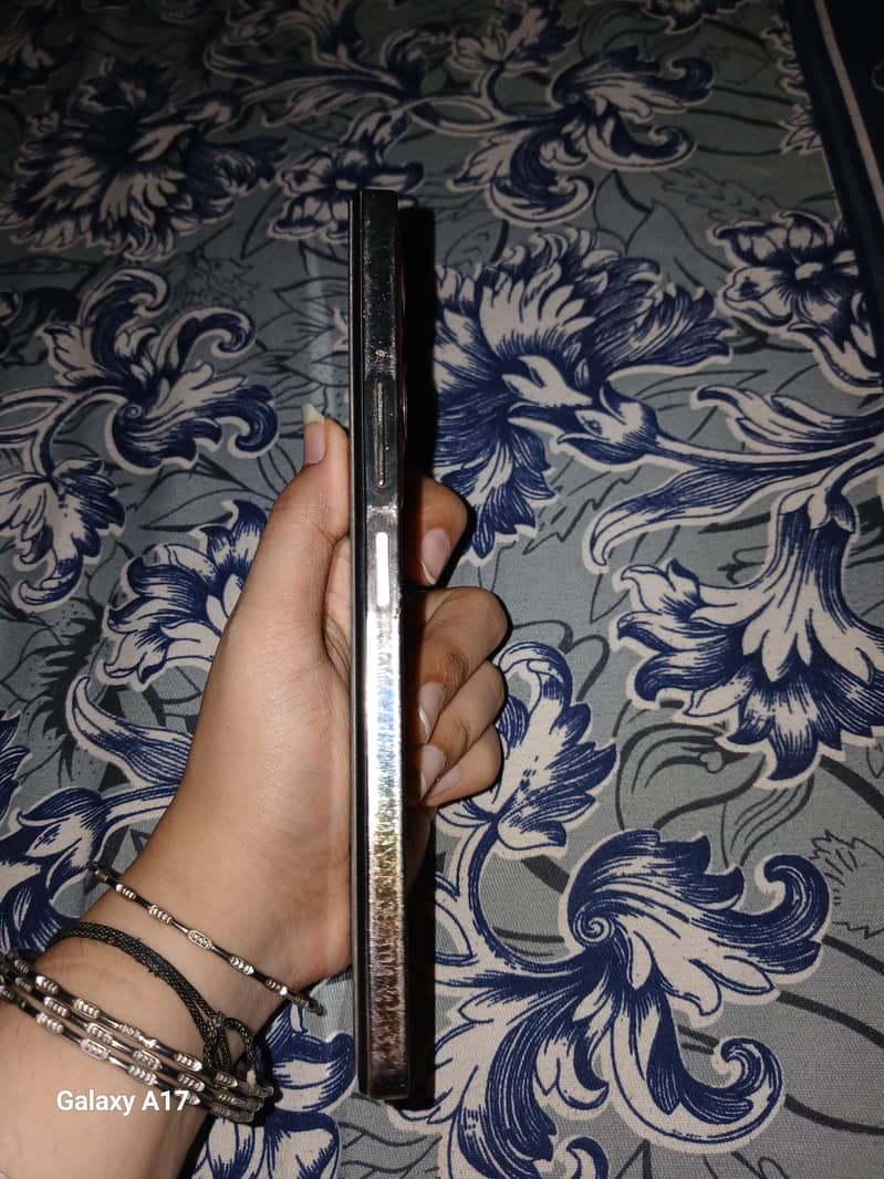 Infinix Note 30 4