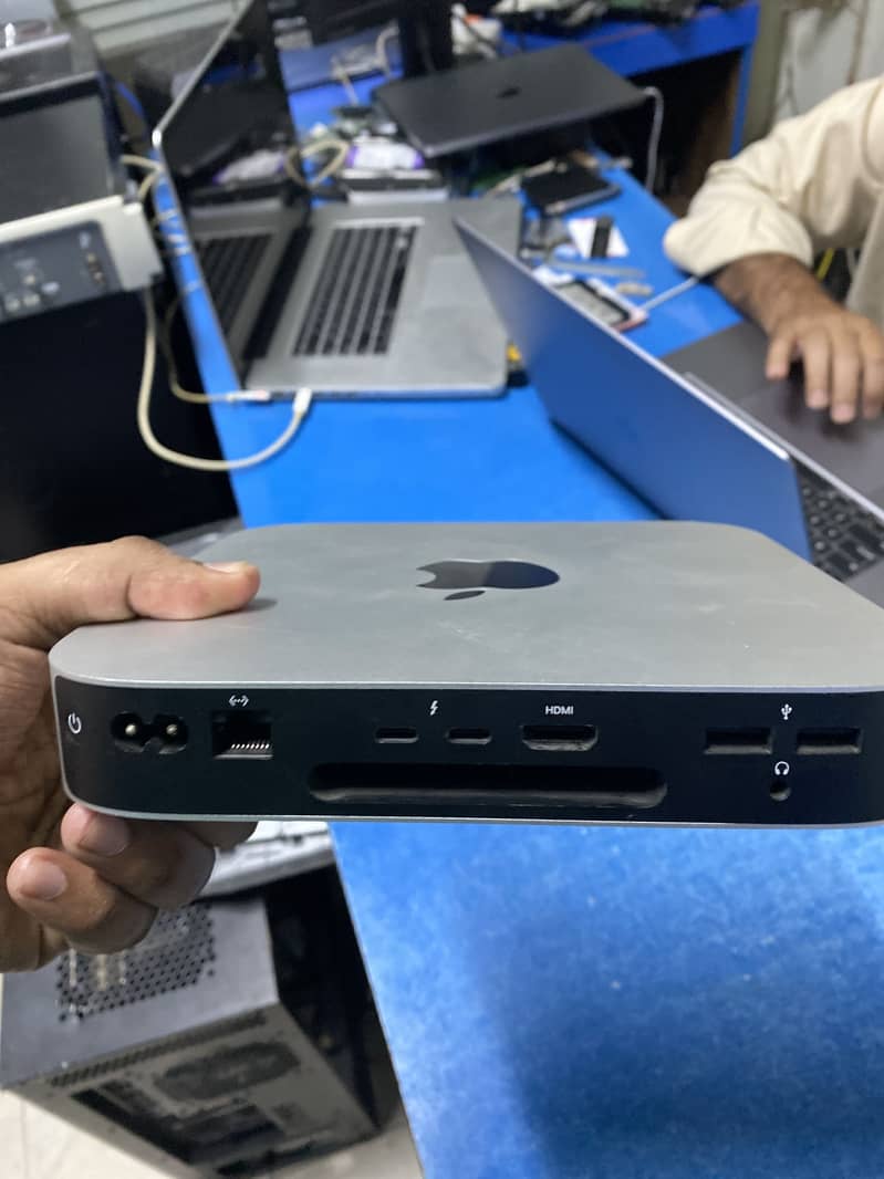 Mac Mini M2 1