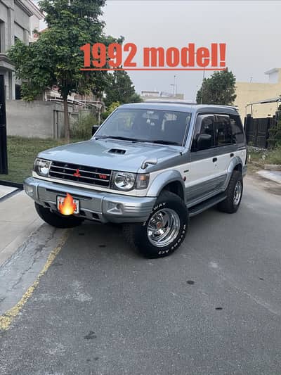 Mitsubishi Pajero 1992