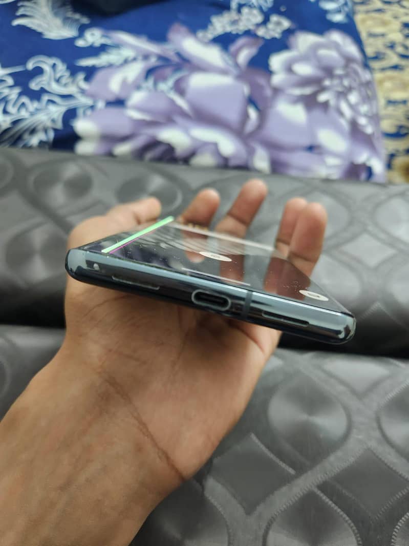 Google Pixel 7 Pro 6