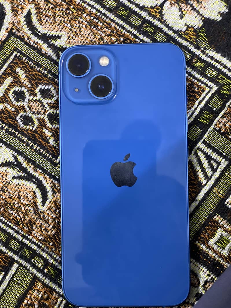 Apple iPhone 13 0