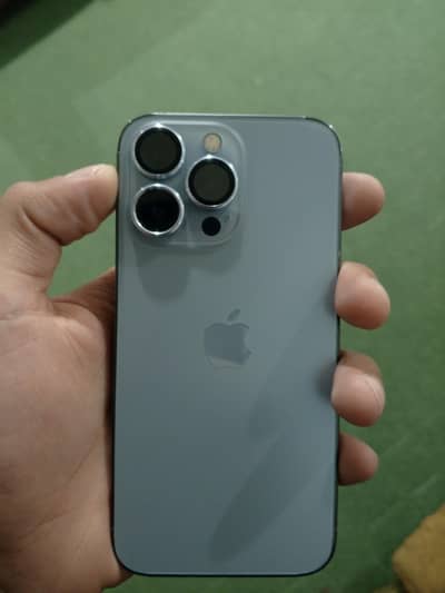 Apple iPhone 13 Pro
