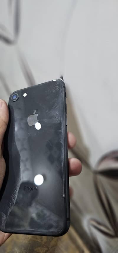 Apple iPhone 8