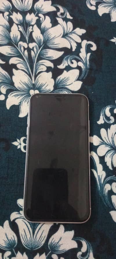 Apple iPhone XR