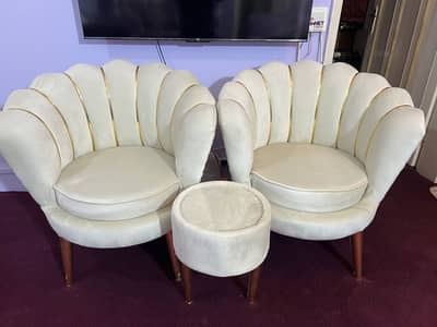 Off-White 2-Chair Set with Table