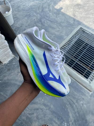 Mizuno Hyper Warp Elite Carbon -fiber Racing Shoes