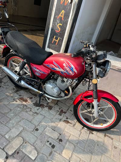 Suzuki GS 150