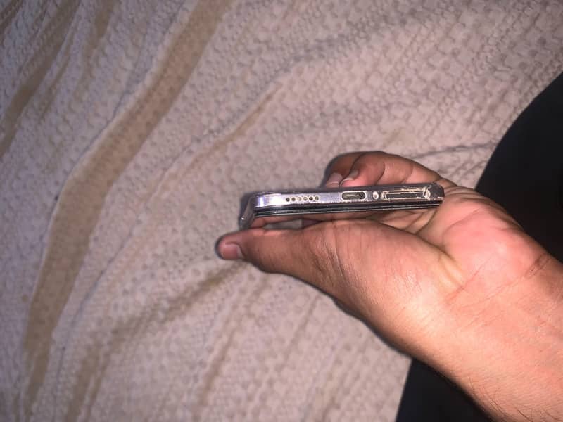Vivo V21 1