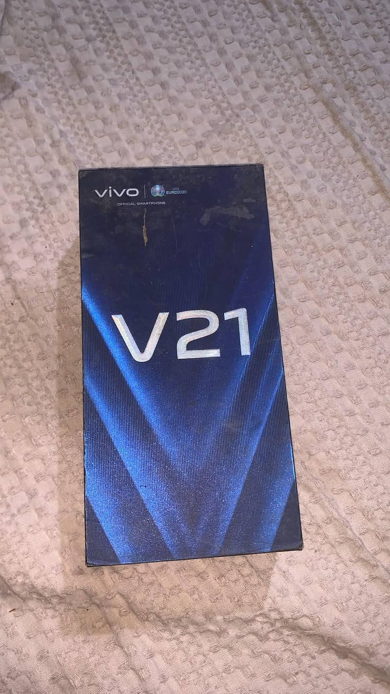 Vivo V21 8