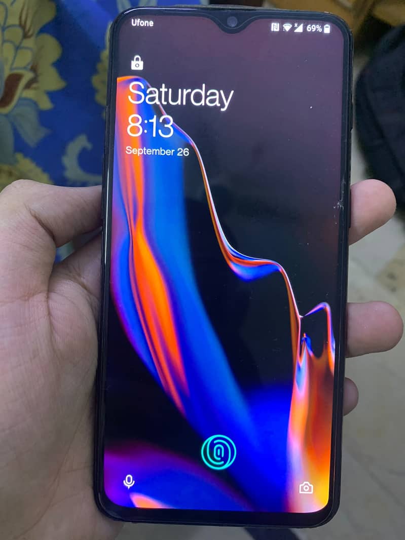 One Plus 6T 1