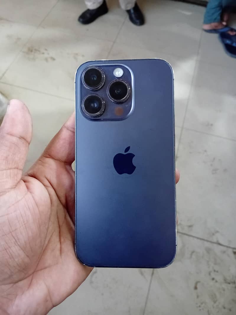 Apple iPhone 14 Pro 0