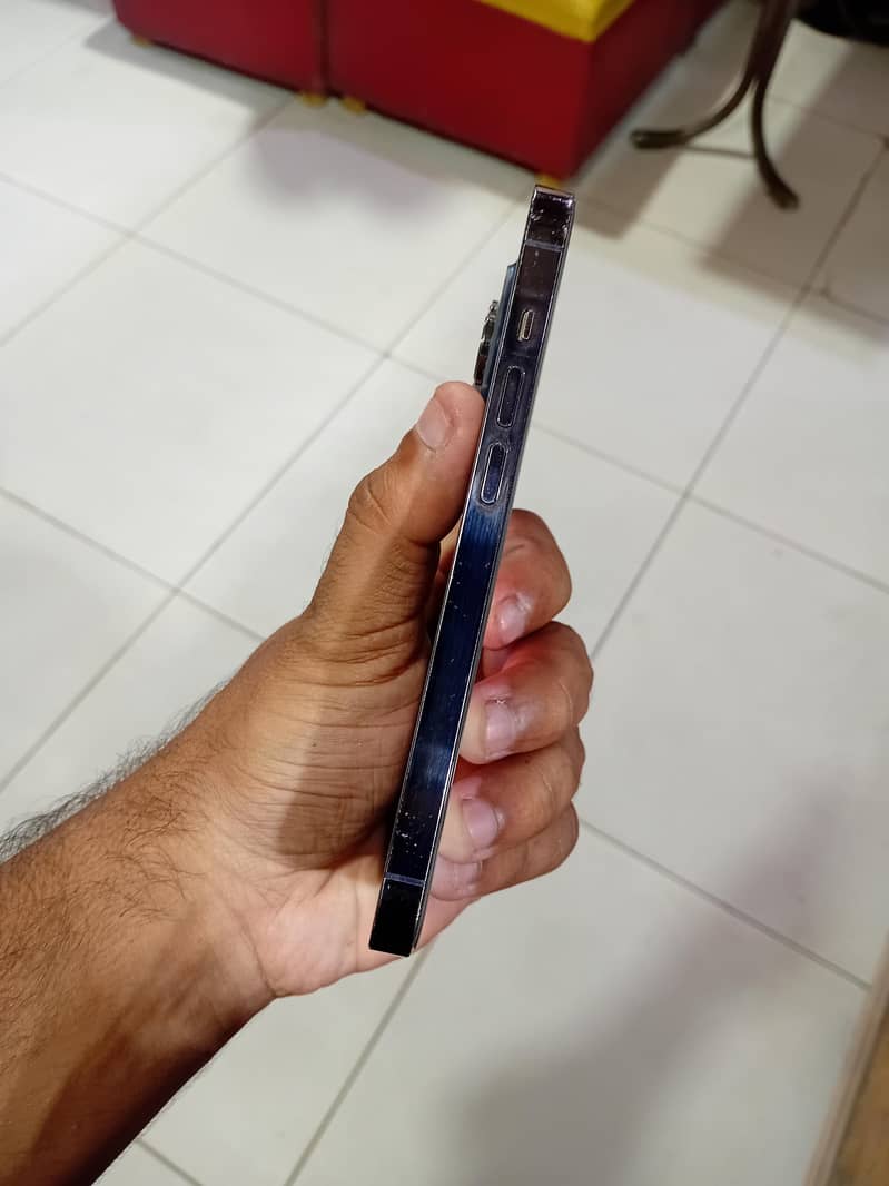 Apple iPhone 14 Pro 9