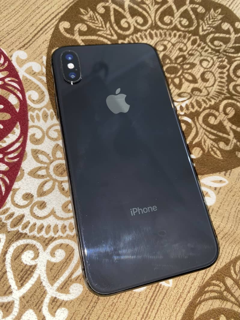 Apple iPhone X 4