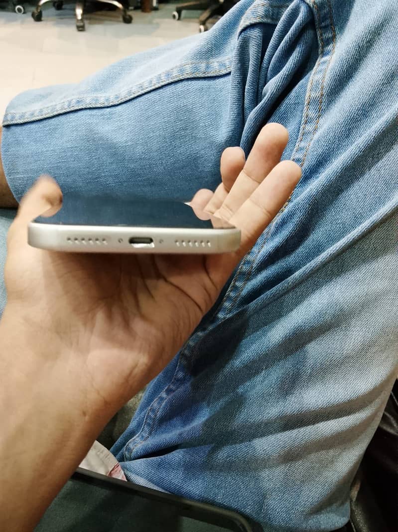 Apple iPhone 17 Pro Max 2