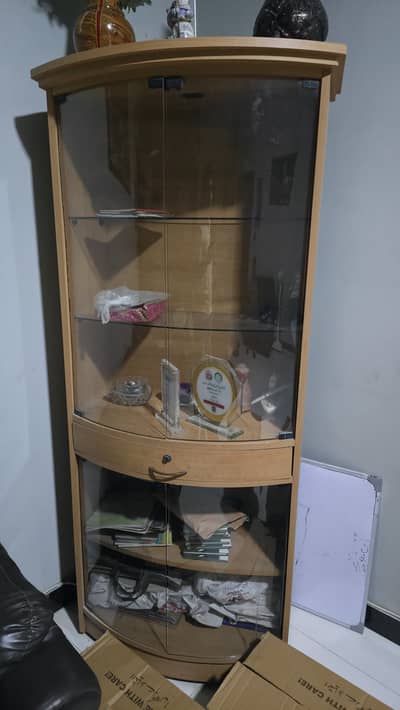 Laminated Book Shelf