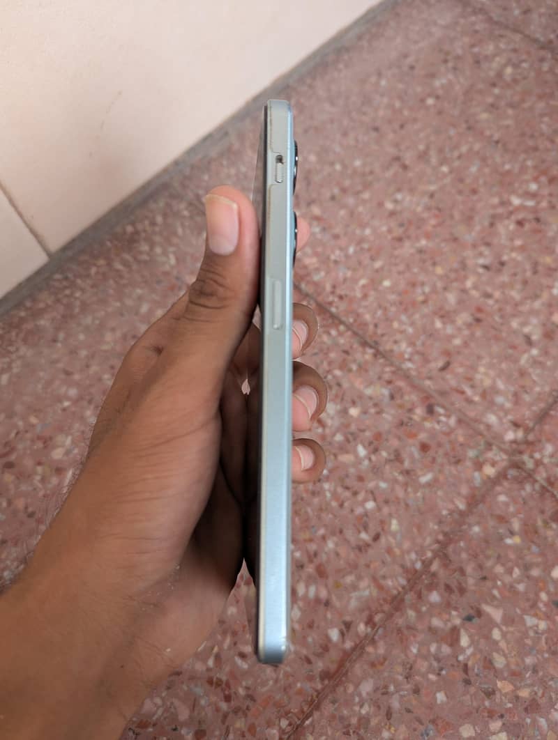 One Plus Ace 2V 2