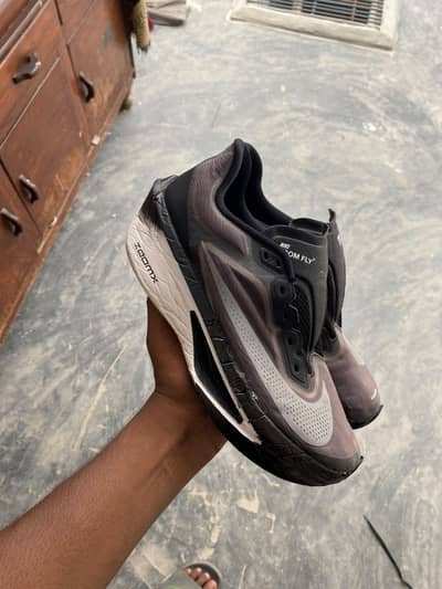 Nike Zoom 6 Carbon Plated Racing Shoes