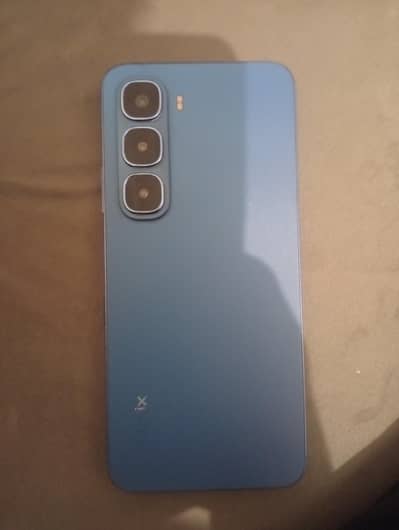 Infinix Hot 60i 6/128 with box all oky