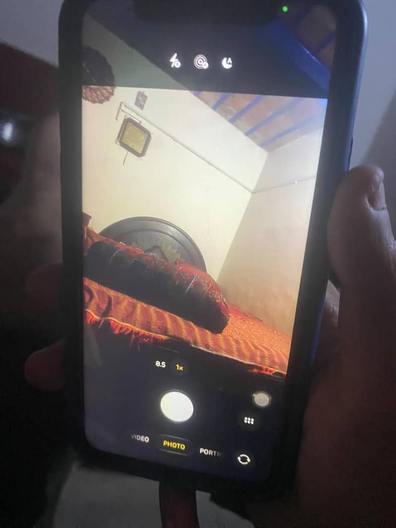 Apple iPhone 11 0
