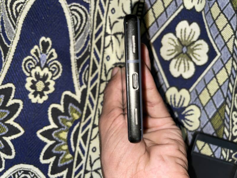Pixel 6A 4