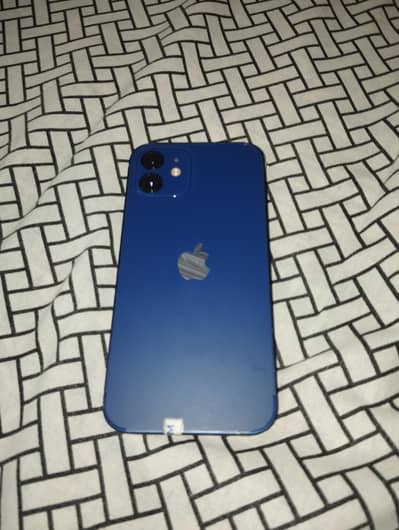 Apple iPhone 12