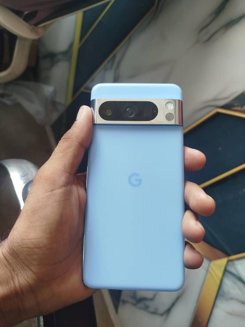 Google Pixel 8 Pro 2