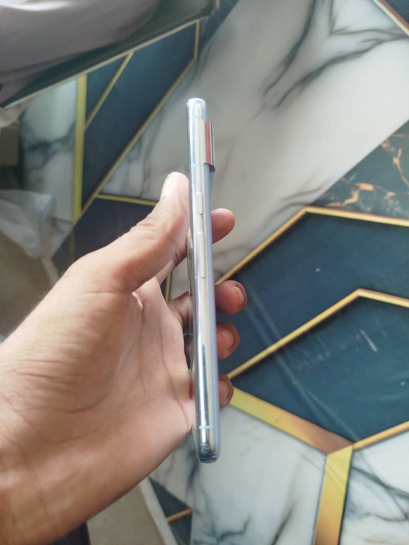 Google Pixel 8 Pro 4