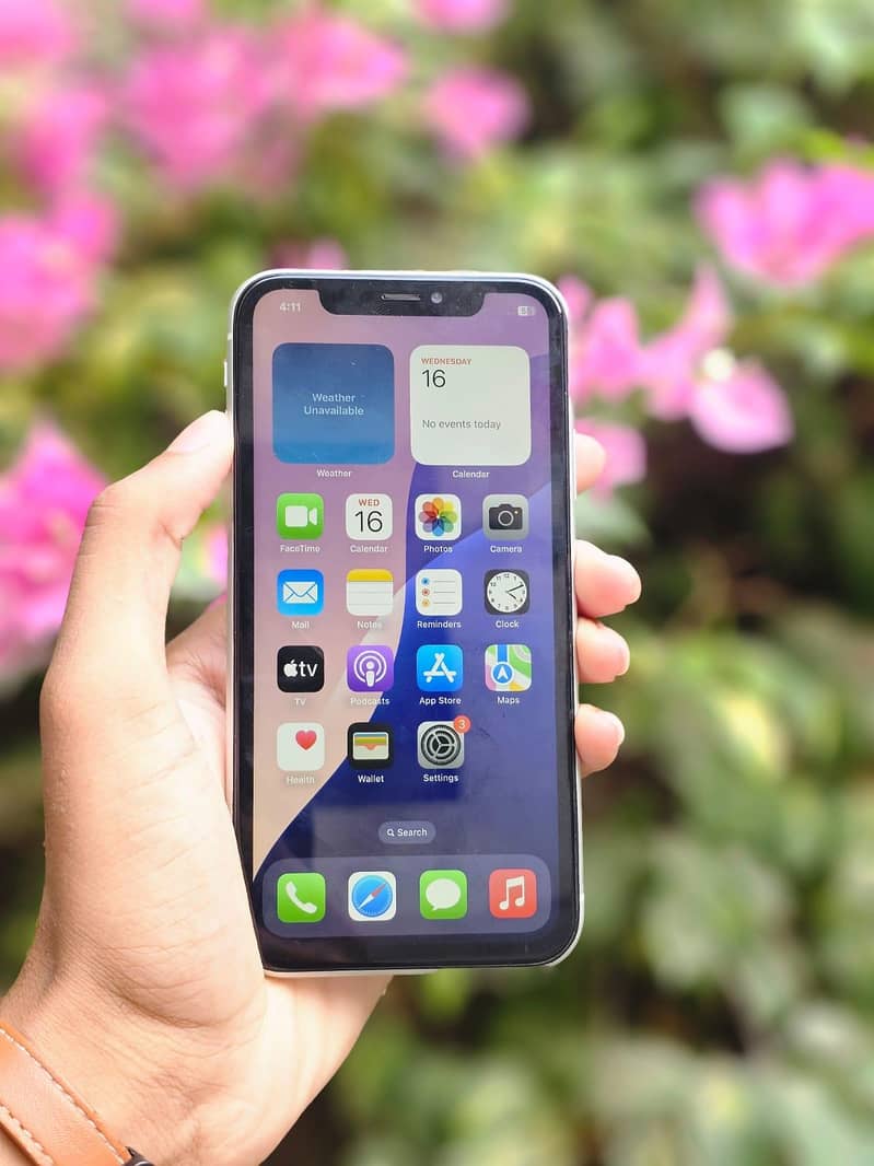 Apple iPhone XR 1