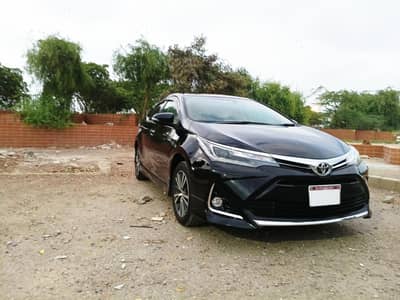Toyota Corolla Altis Grande X CVT-i 1.8 Beige Interior 2022